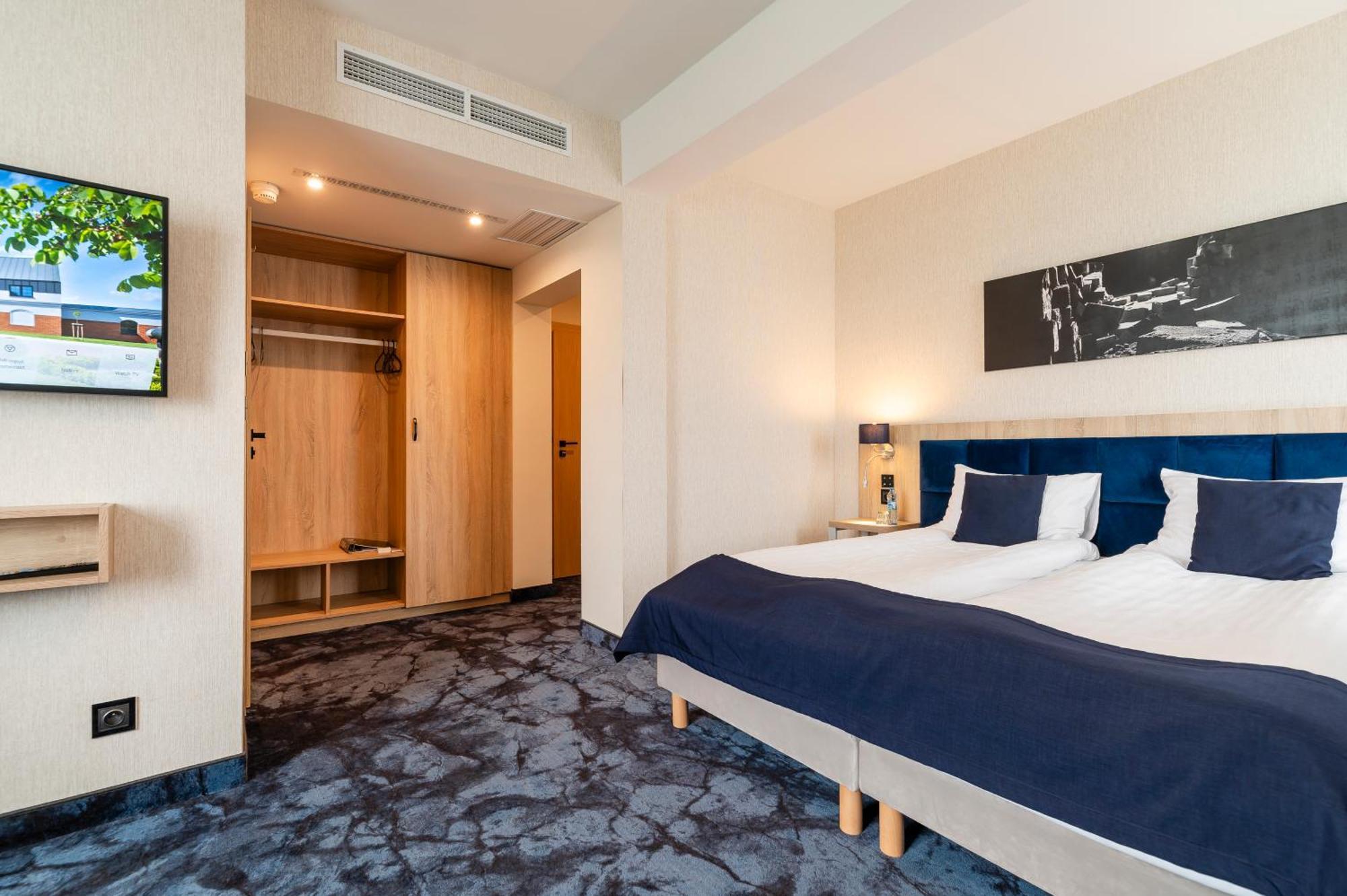 Ignasiak Hotel Września Εξωτερικό φωτογραφία