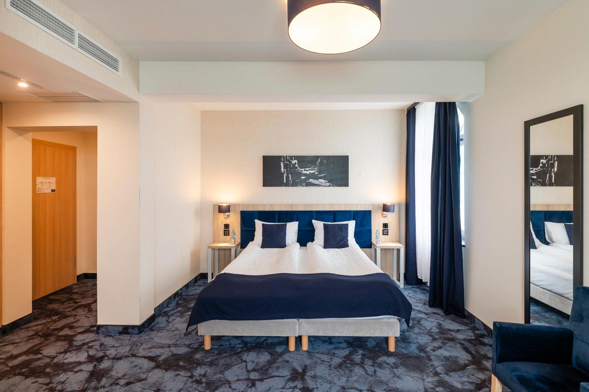 Ignasiak Hotel Września Εξωτερικό φωτογραφία